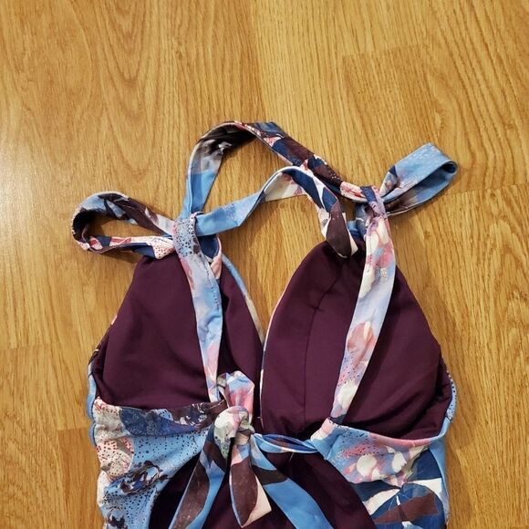 NWOT - BECCA Orchid Bloom One-Piece Swimsuit - Picture 8 of 12